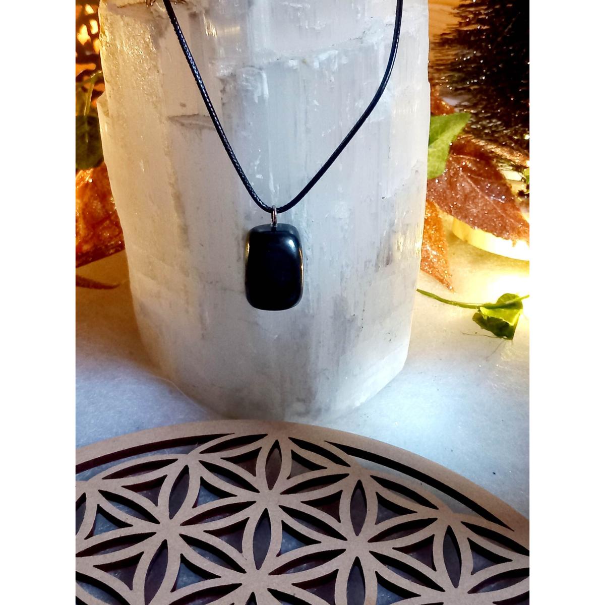 pendentif-shungite-2-Magic-Gaia-zoom