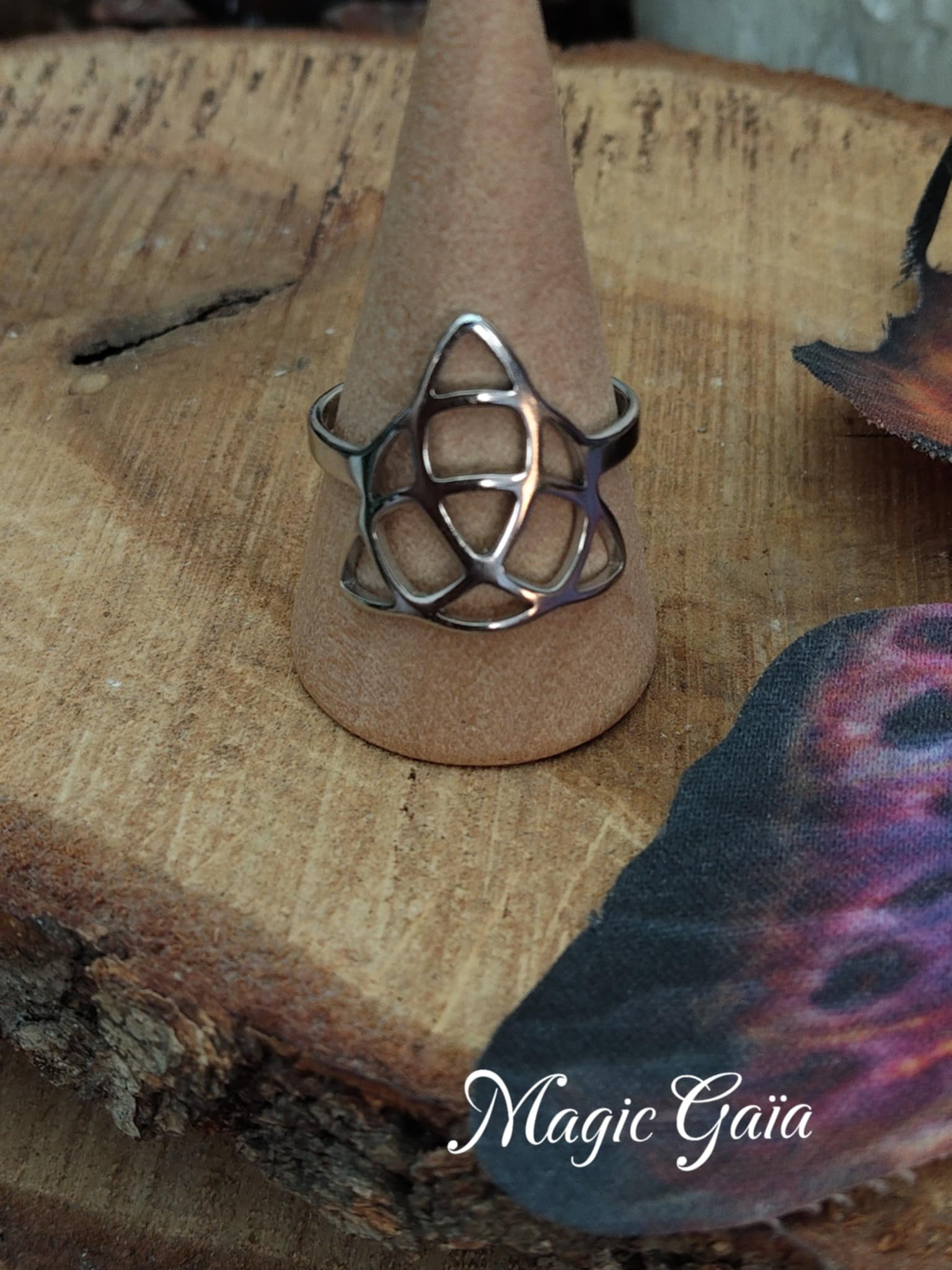 bague triquetra acier inoxydable celtics connexion spirituelle bijou ésotérique harmonie protection symbole ancien ésotérisme magic gaia