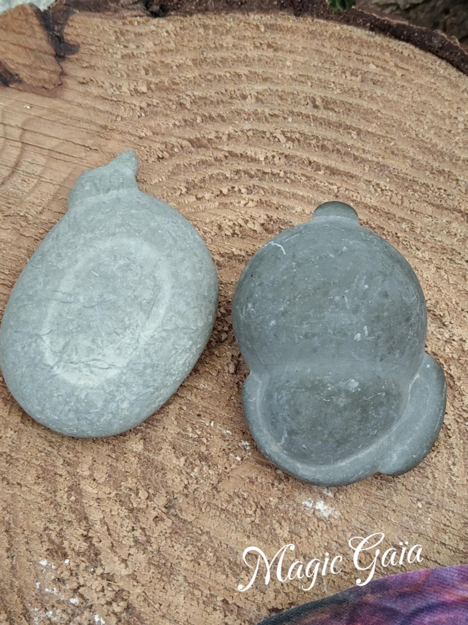 pierre des fées couleur gris enfant intérieur instant présent grossesse ménopause apaisante hormonal canada calcite positiver  bienfait lithothérapie vertus  magic gaia