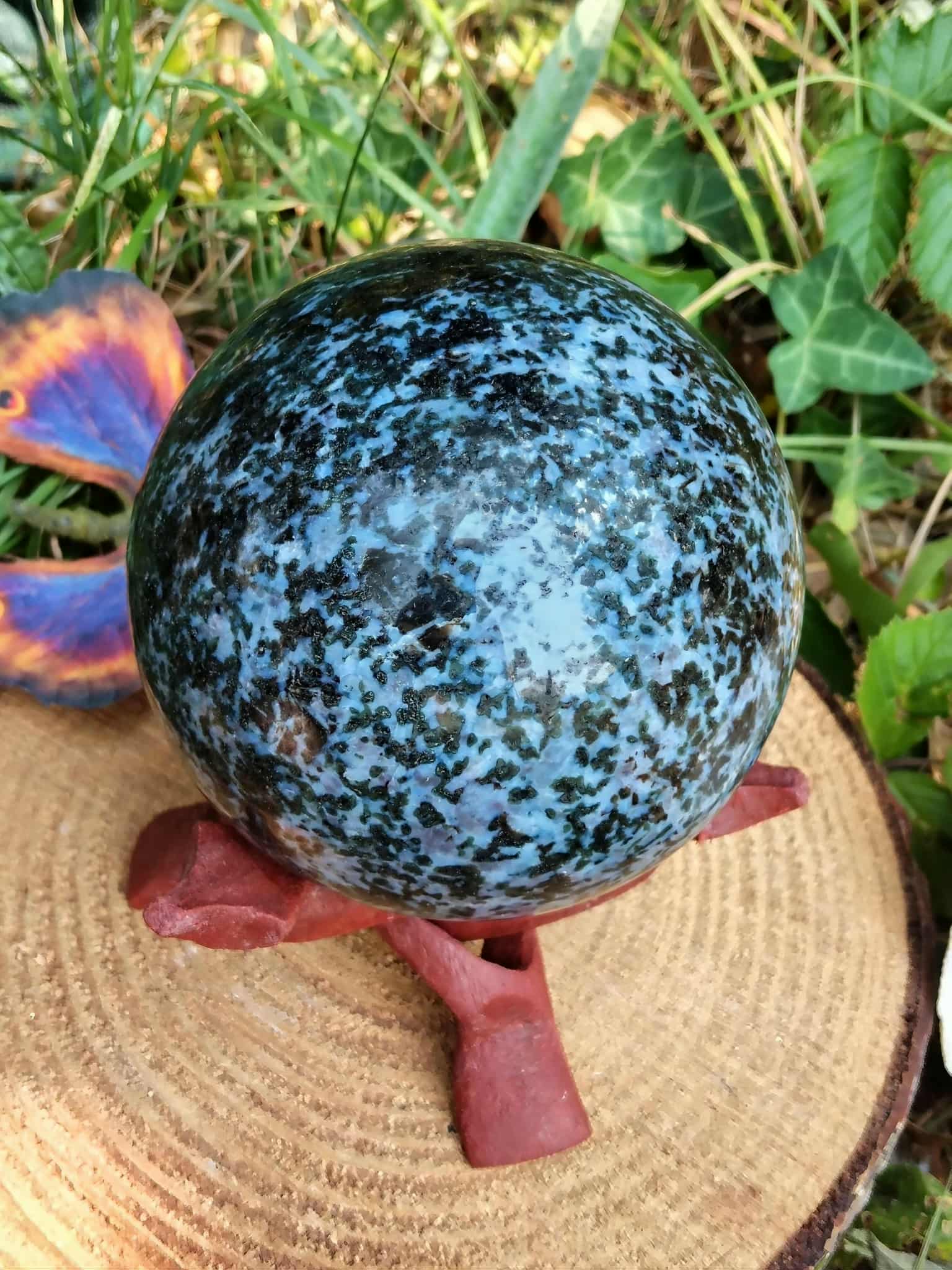Sphère Gabbro énergie négative ancrage acidité gastrique ancrage renouveau stress fatigue magic gaia