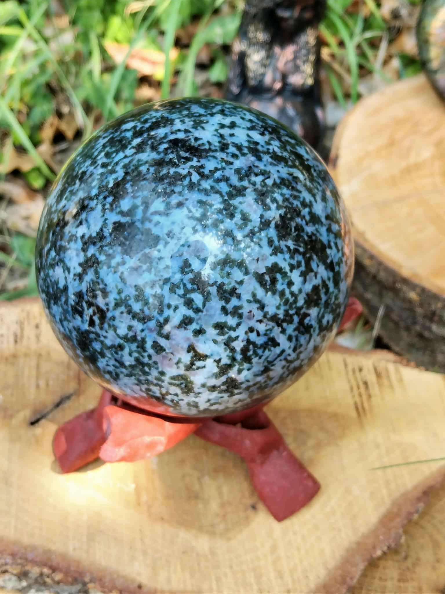 Sphère Gabbro énergie négative ancrage acidité gastrique ancrage renouveau stress fatigue magic gaia