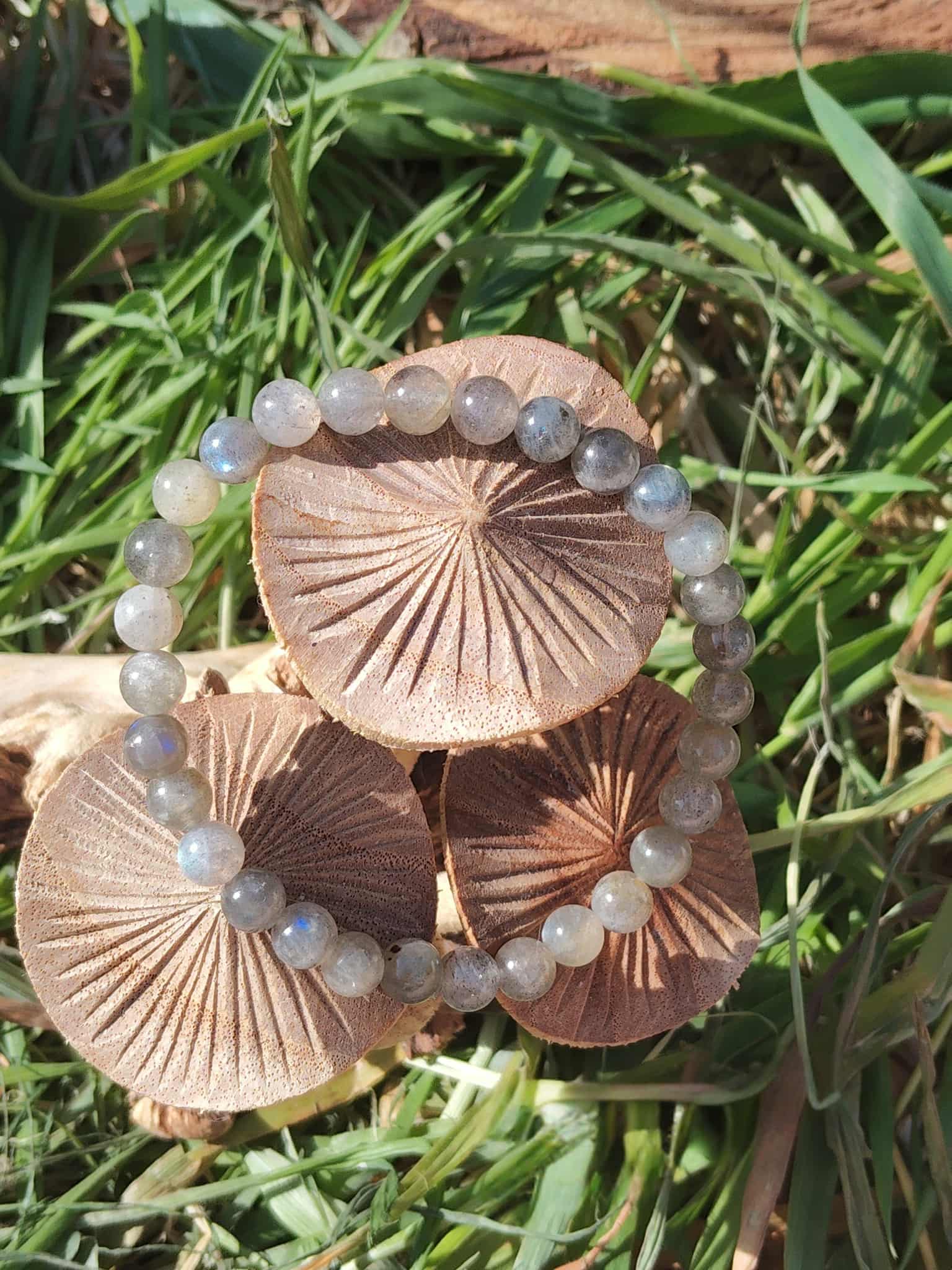 Bracelet labradorite grise aux reflets bleus, perles naturelles 6 mm, soutien des hypersensibles et lâcher-prise