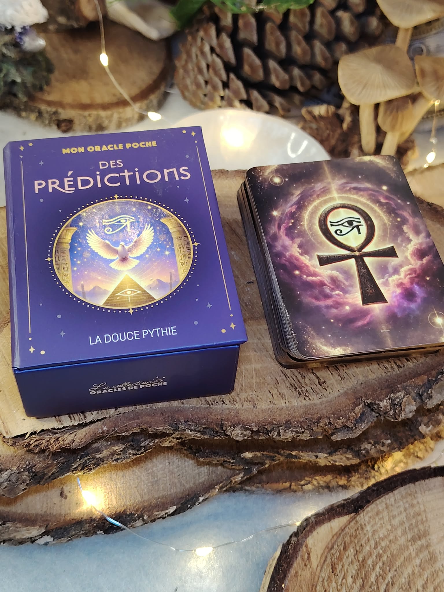 oracle poche des prédictions la douce pythie – boîte   cartes – décor bois brut, ambiance ésotérique