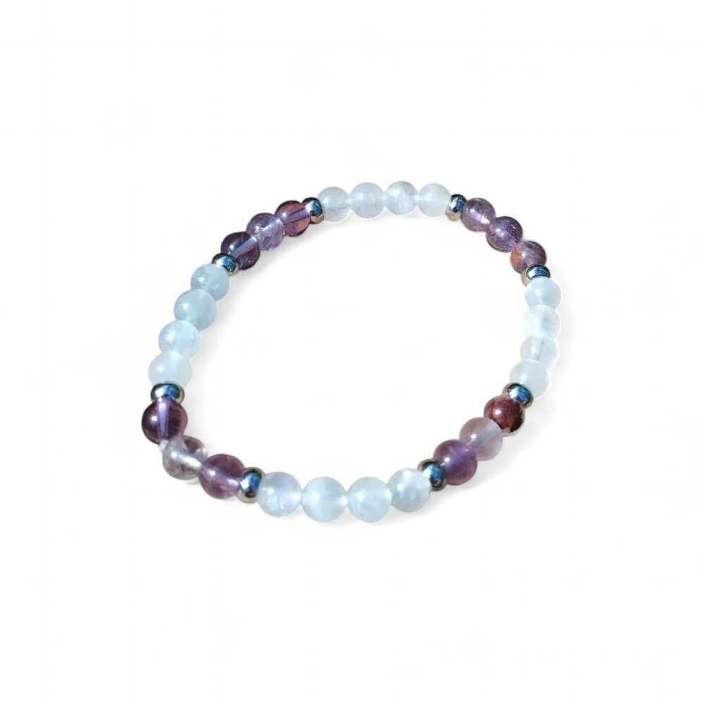 Bracelet clairvoyance 6 mm Magic Gaïa sur fond blanc, pierres naturelles Quartz Seven et Pierre de Lune Arc-en-Ciel, sérénité et lucidité