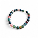 Bracelet chakra cœur sur fond blanc, perles 6 mm en agate mousse et tourmaline melon d’eau pour équilibre émotionnel, tendresse et réconfort affectif