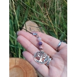 Bijou de téléphone arbre de vie création Magic Gaïa avec kunzite, lépidolite et rhodonite, breloque spirituelle rose violacé pour portable, réconfort et sérénité.