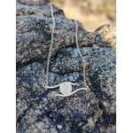 Collier cœur acier inoxydable doré rose sur pierre naturelle, sélection Magic Gaïa pour tendresse et élégance quotidienne.