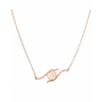 Collier cœur doré rose sur fond blanc, chaîne fine et pendentif cœur en acier inoxydable pour cadeau délicat.