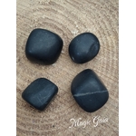 shungite pierre roulée ancrage ondes électromagnétiques chakras russie compteur linky box internet protection mauvaises fréquentations magic gaia
