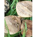 Bracelet Triple Lune doré sur champignons et herbes vertes, bijou en acier inoxydable à l’univers ésotérique