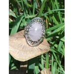 Bague quartz rose argent 925, cabochon ovale filigrané, symbole dapaisement et de tendresse