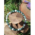 Bracelet Agate Arbre 6 mm sur rondins et herbes, perles vert mousse et blanches, sérénité profonde et souplesse émotionnelle