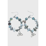 Création Magic Gaïa: boucles d’oreilles Larimar, perles chips bleu ciel, perles irisées, breloque triquetra; apaisement, communication, équilibre.