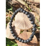 Bracelet Pierre de Lave 6 mm en décor naturel avec champignons, perles mates volcaniques, sérénité et ancrage profond.