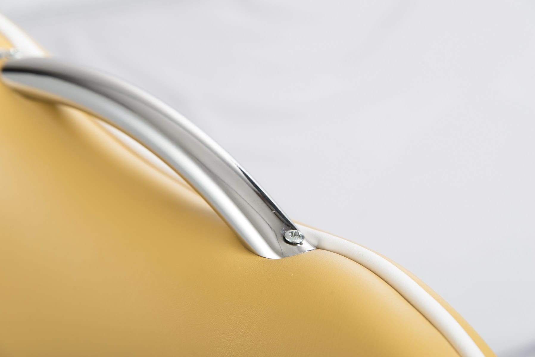 chaise vintage poignée chromée Lexington