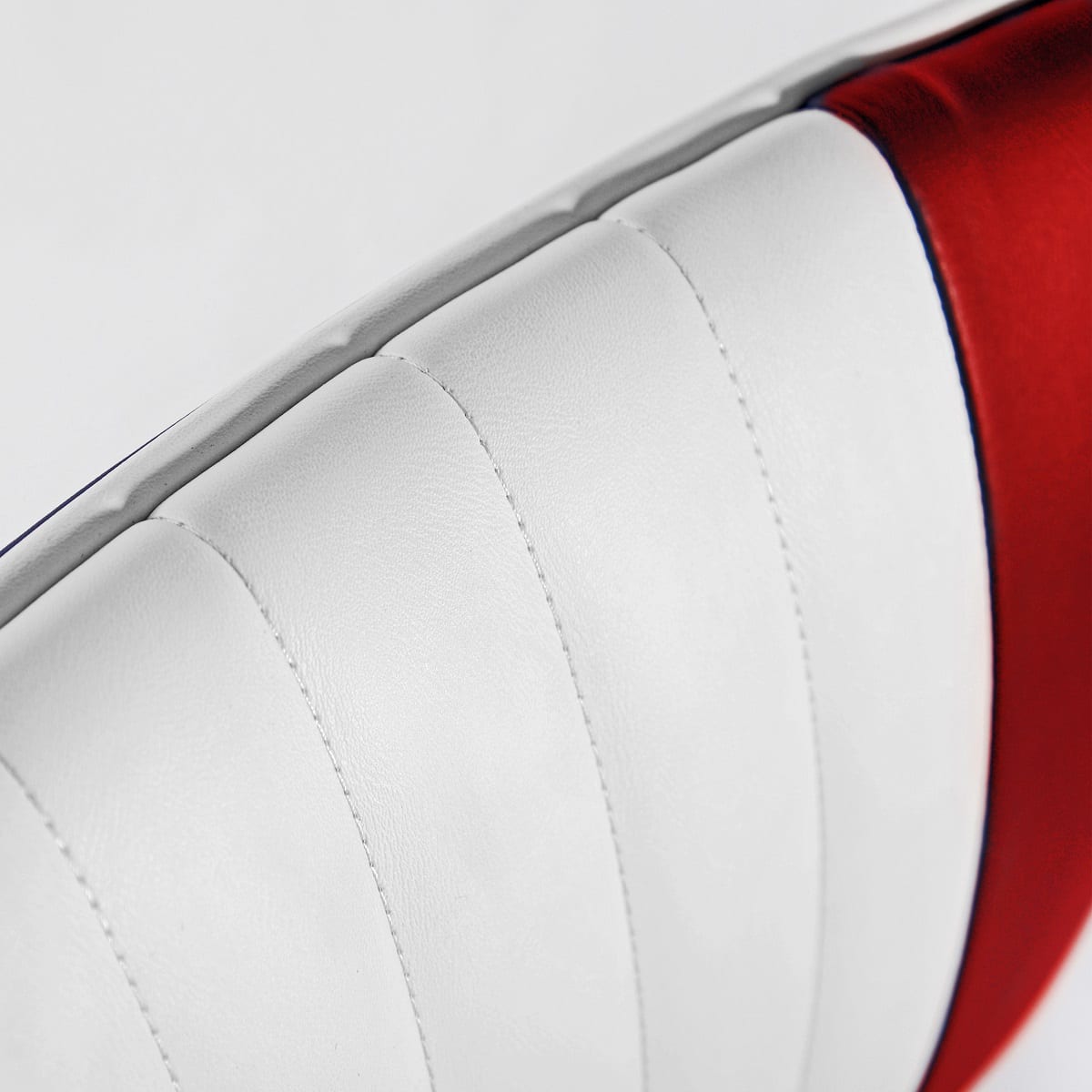 detail des coutures tabouret pivotant Portland bicolore