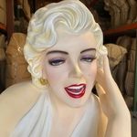 statue américaine en résine marylin Monroe taille réelle
