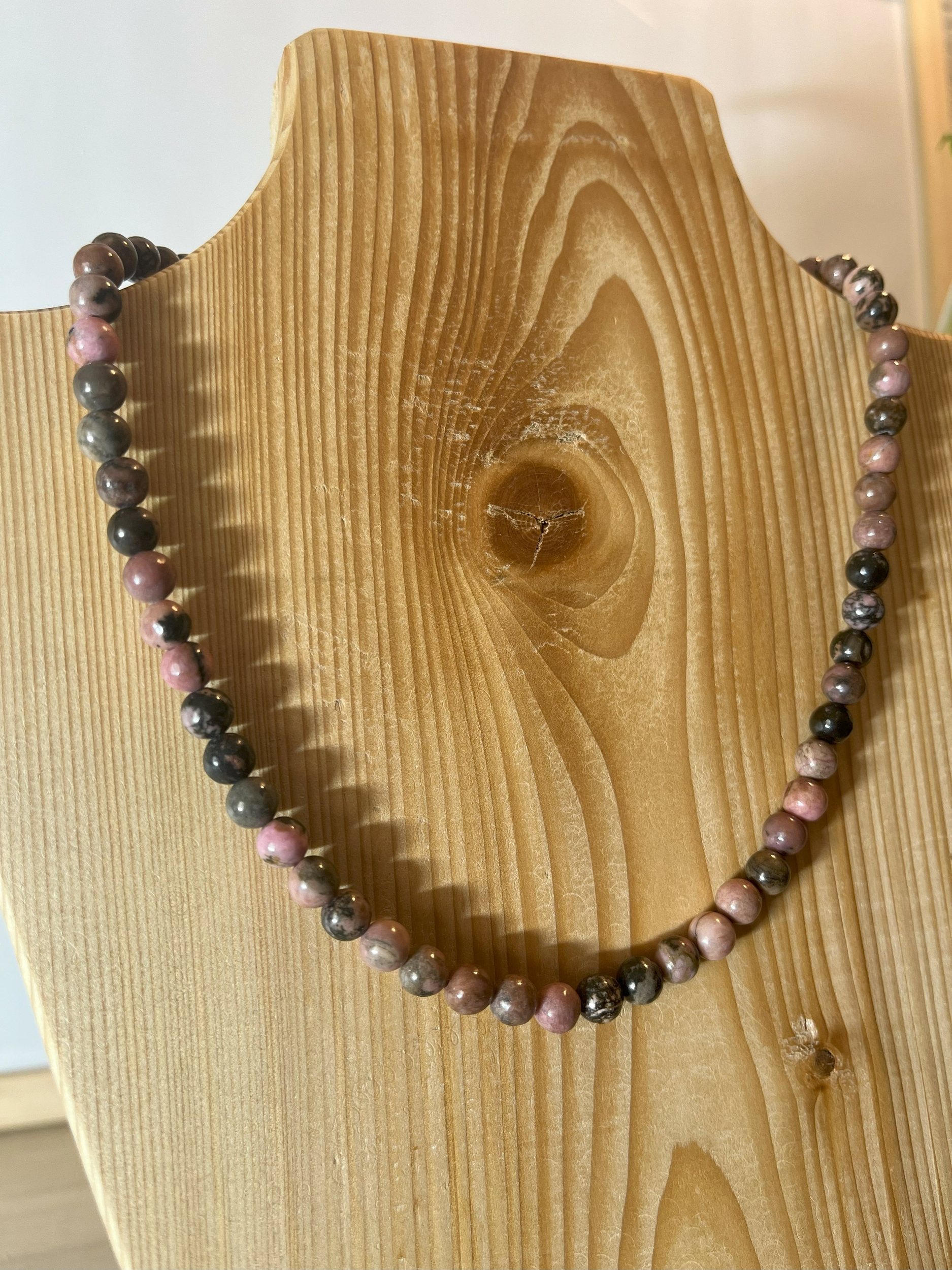 rhodonite 2