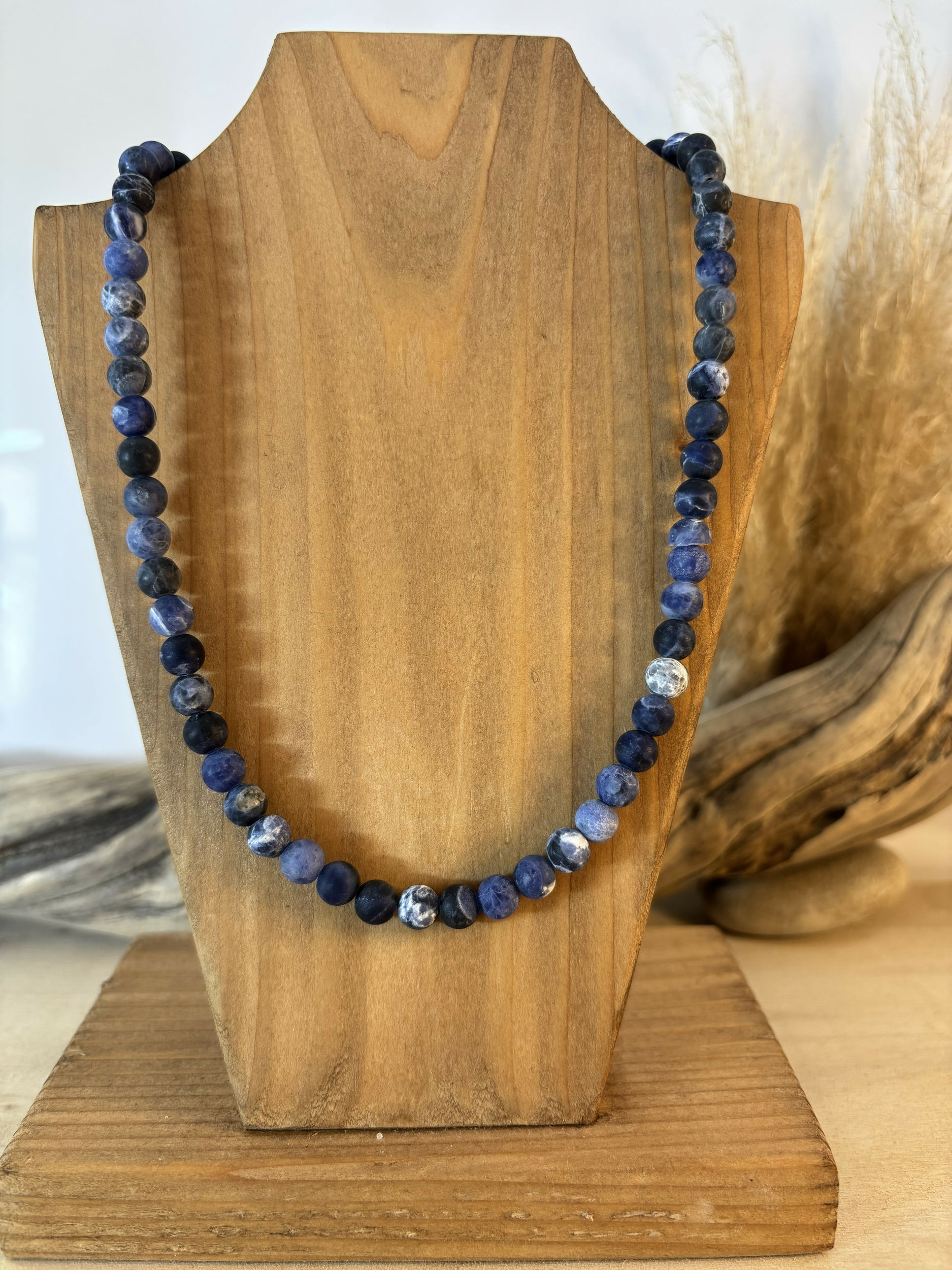 sodalite mat