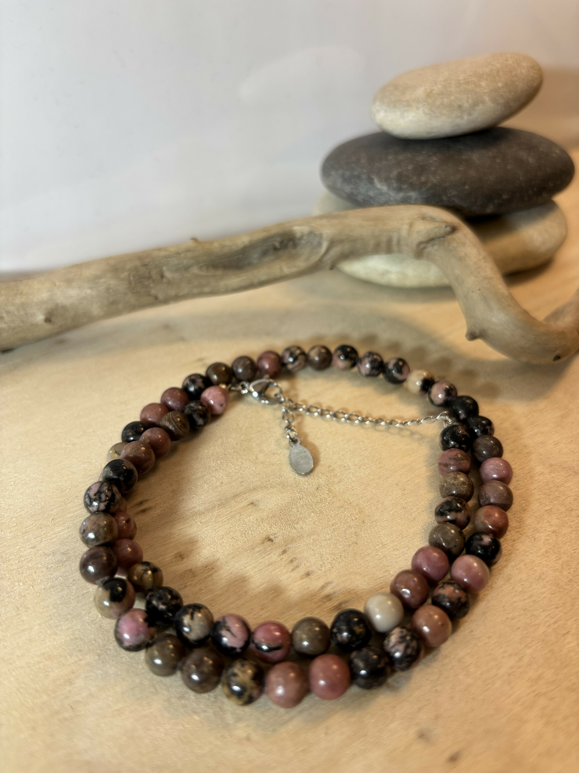 rhodonite black 2