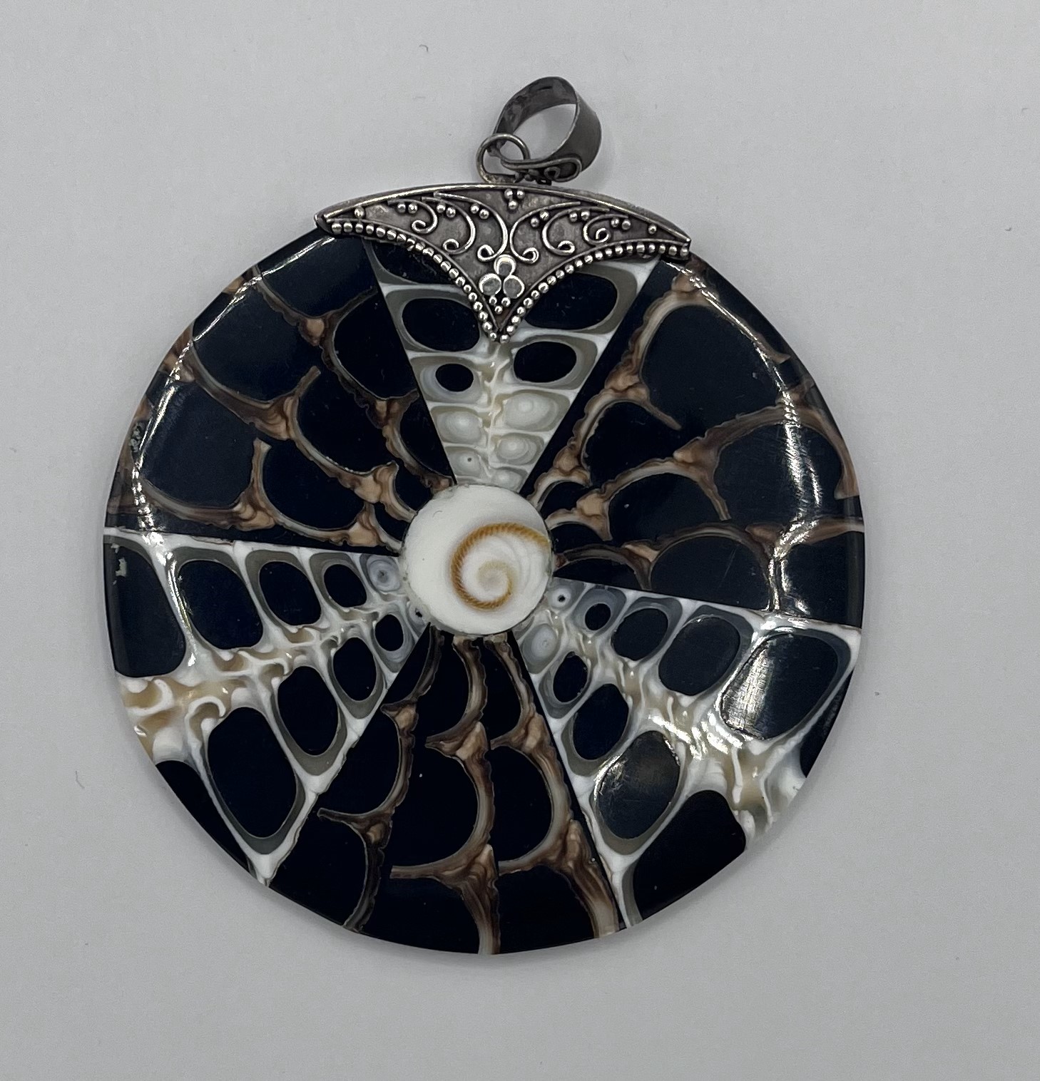 Pendentif 23