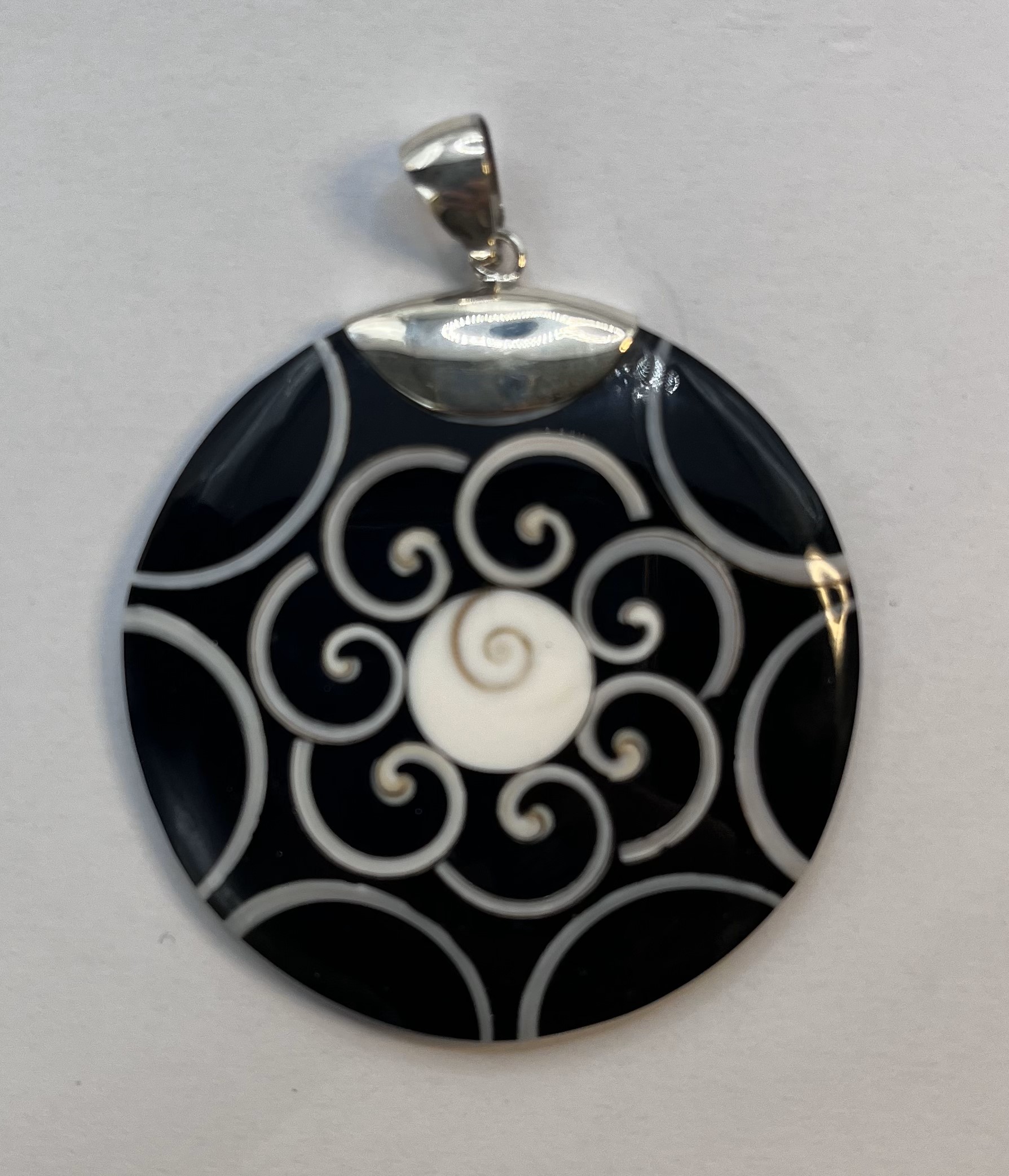 Pendentif 17