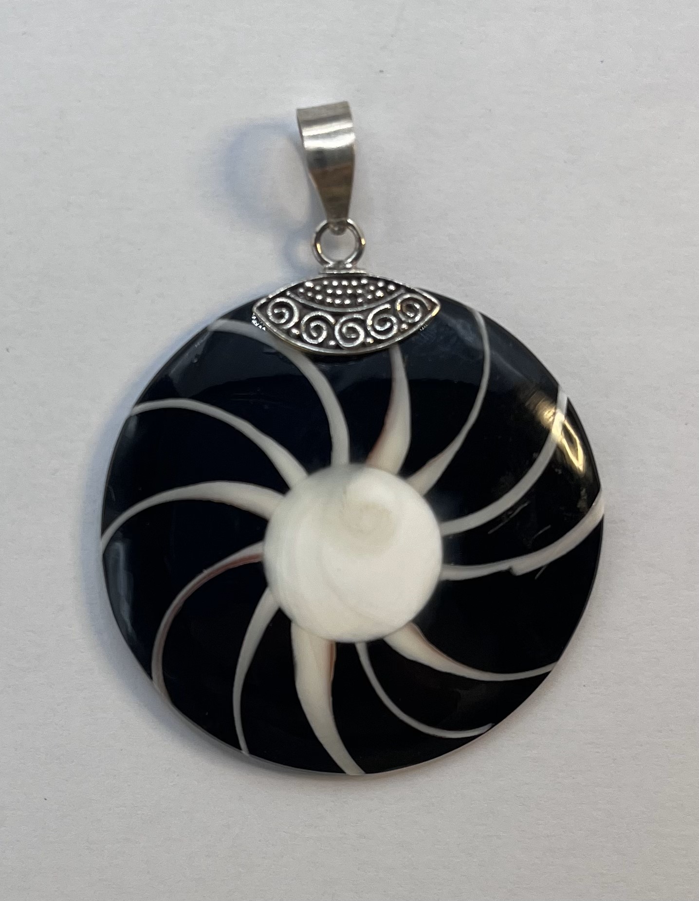Pendentif 9