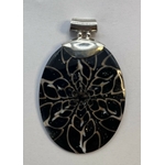 Pendentif 16