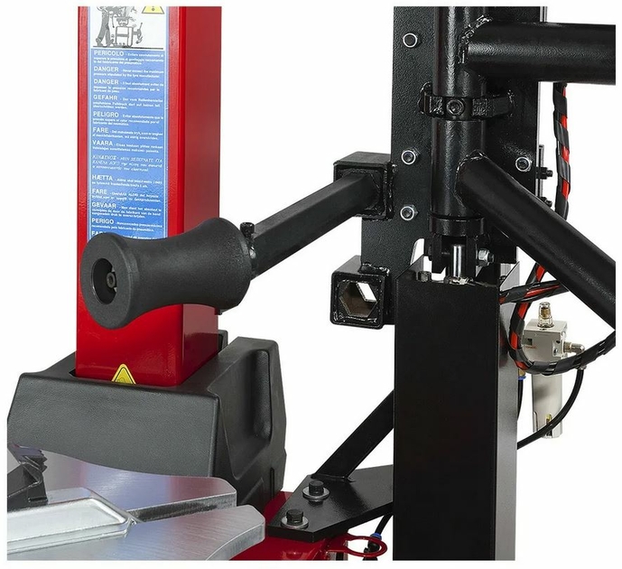 bras-d-assistance-machine-a-pneu