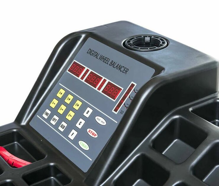 panneau-de-commande-equilibreuse-de-roue-automatique