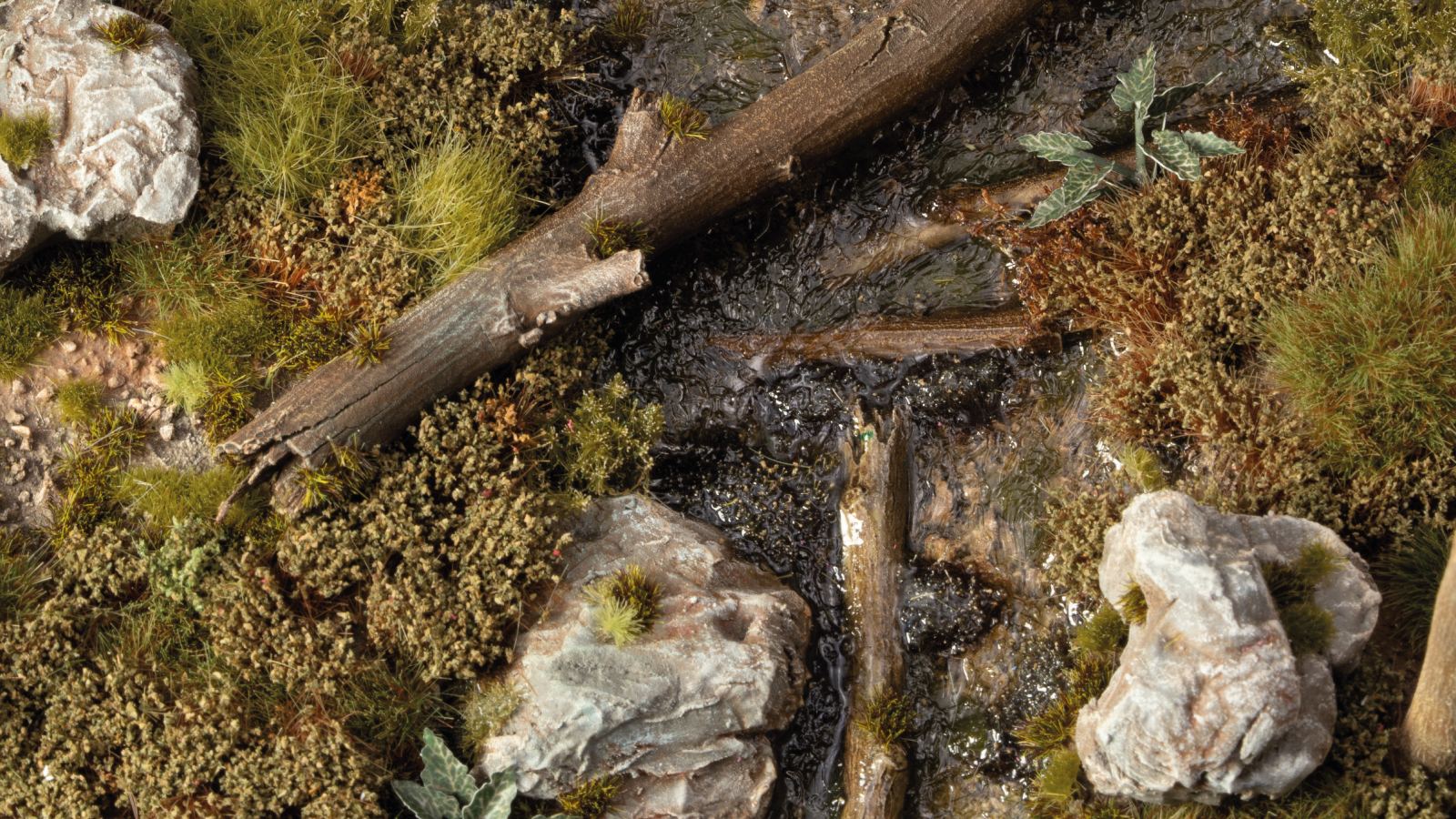 swamp-shrubs-diorama-1600x900