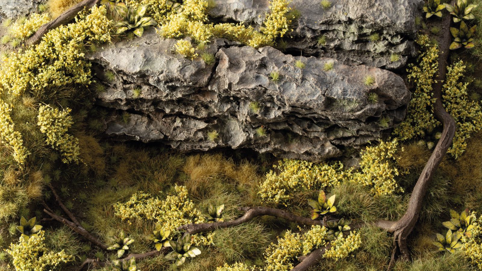 light-green-shrubs-diorama-1600x900