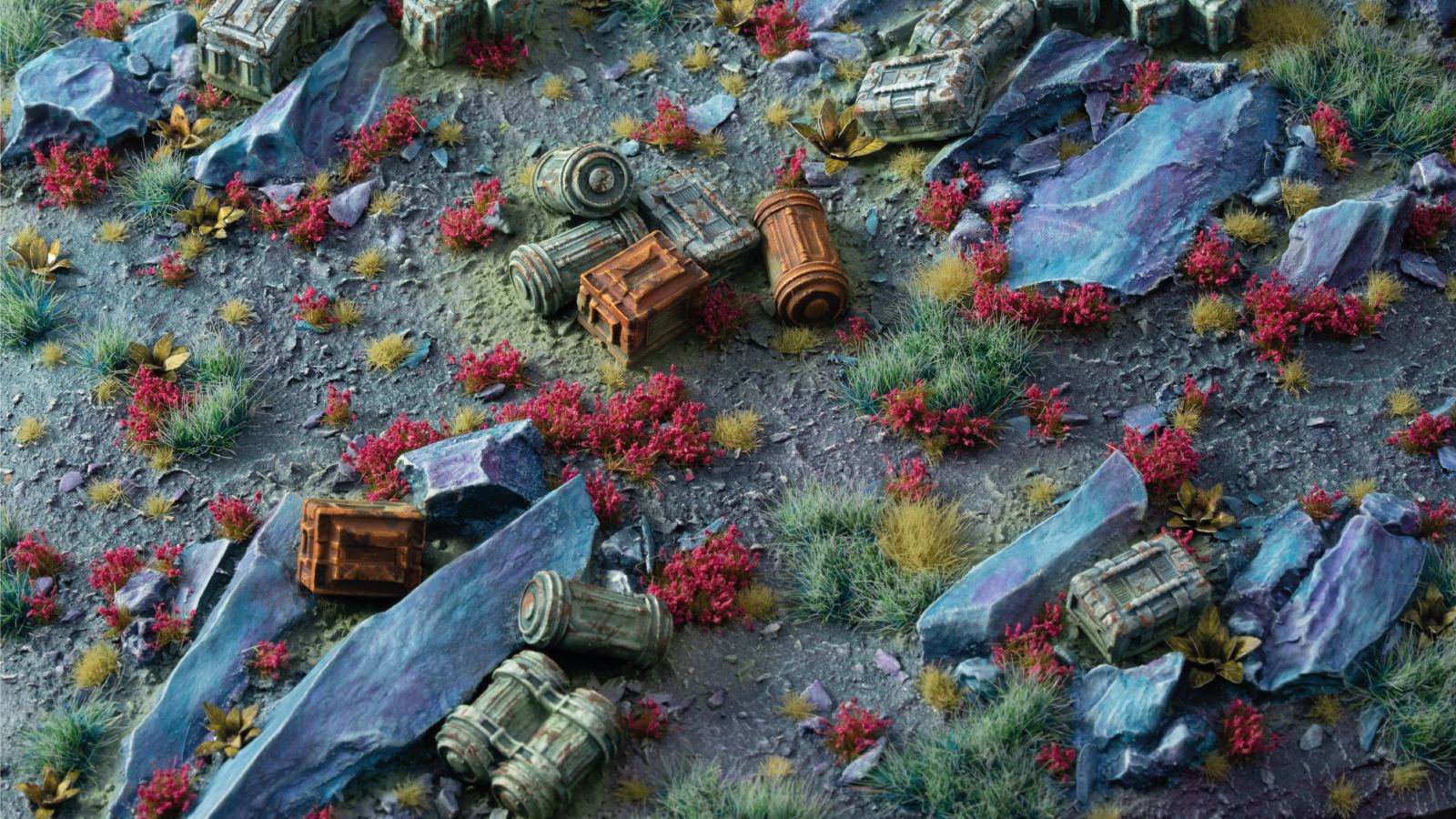 garnet-tulip-tiny-flowers-diorama-1600x900