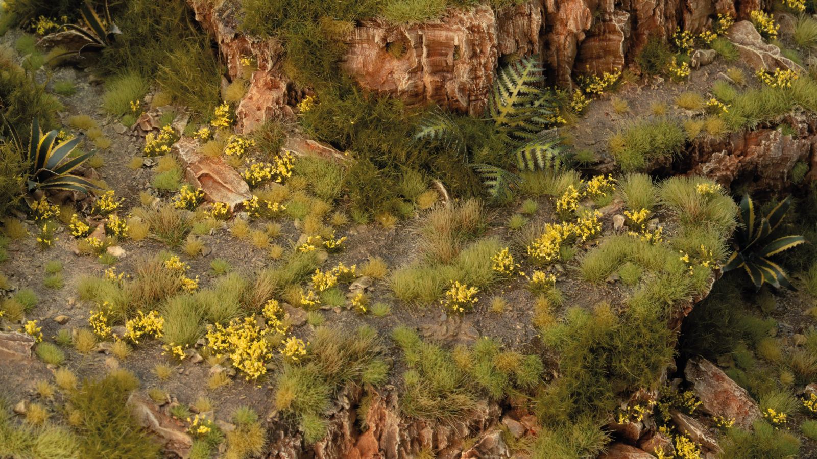 dandelion-tiny-flowers-diorama-1600x900
