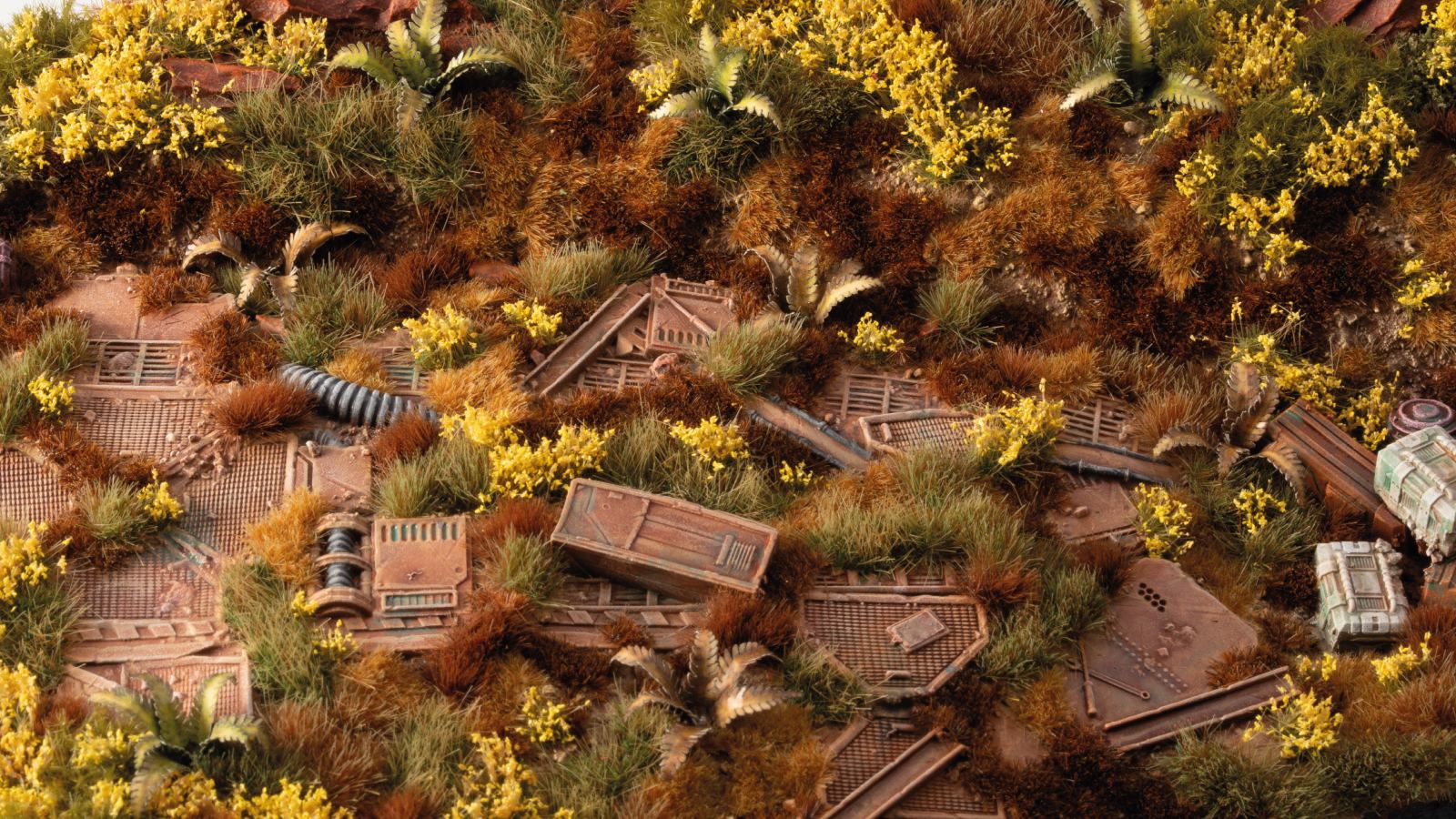 broom-flowers-diorama-1600x900
