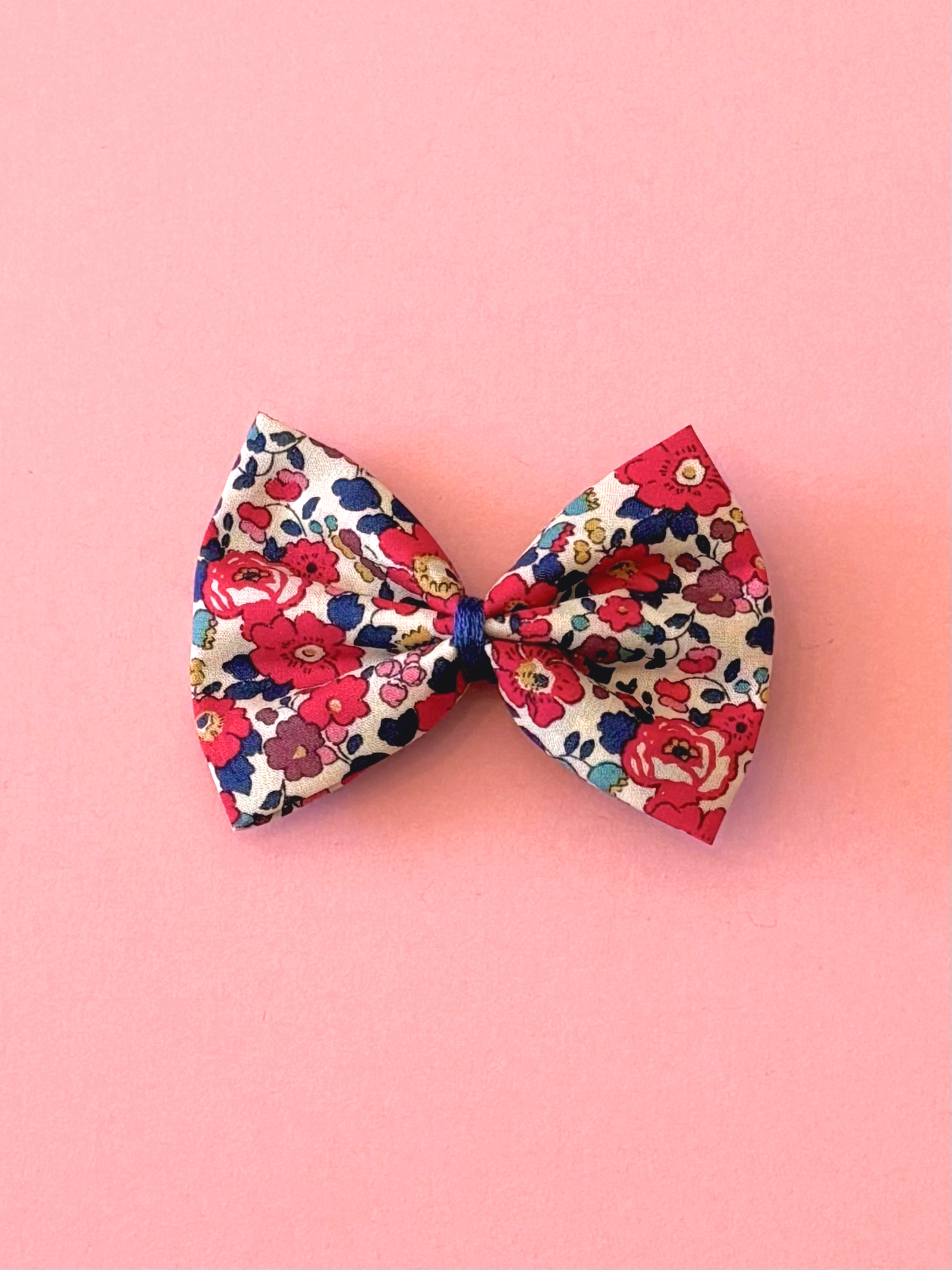 Barrette noeud Scarlet Begonias