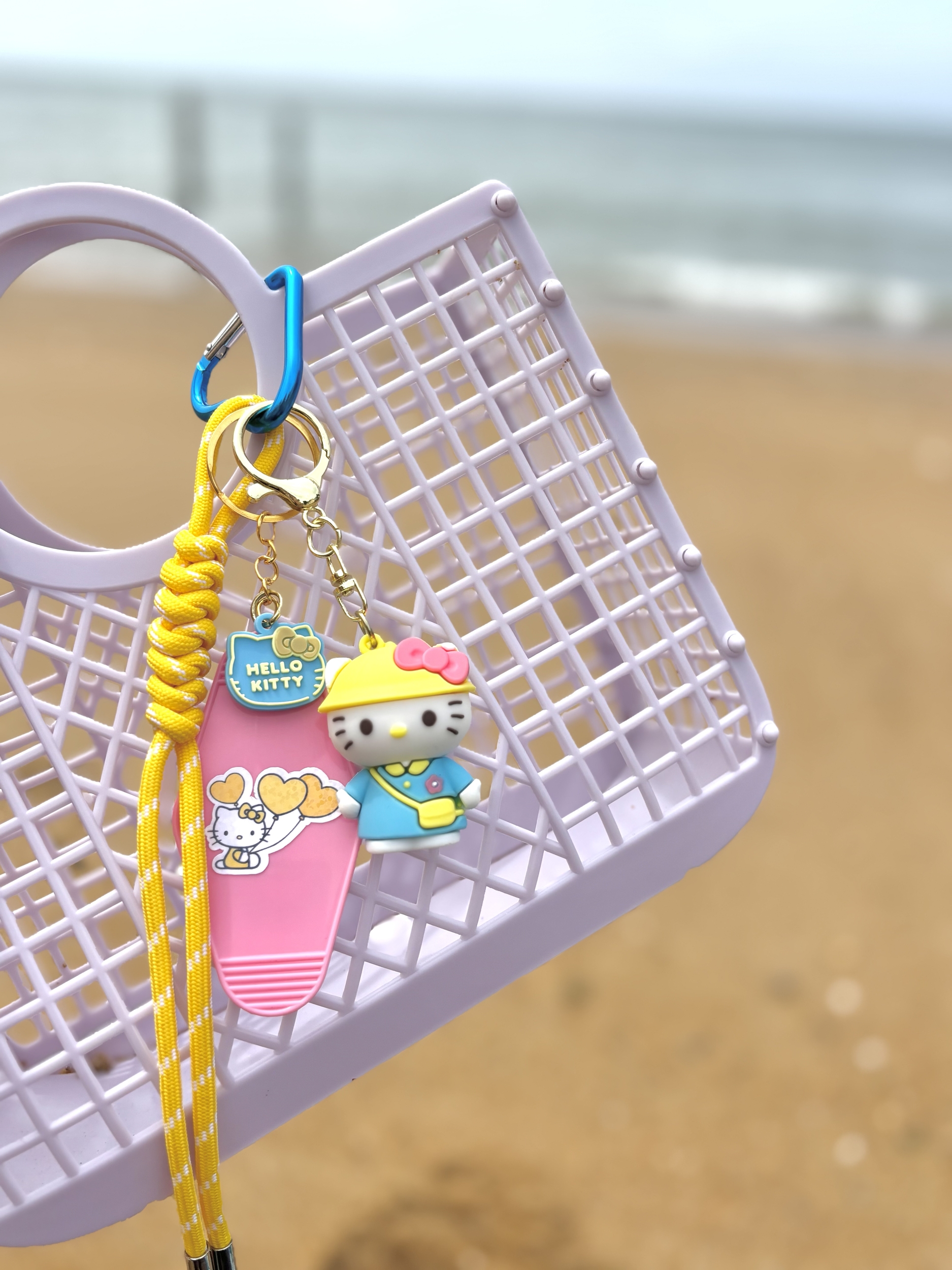 Hello Kitty turquoise 4