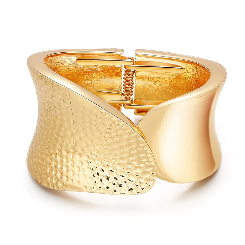 bracelet-punk-pour-femmes-design-unique_description-10