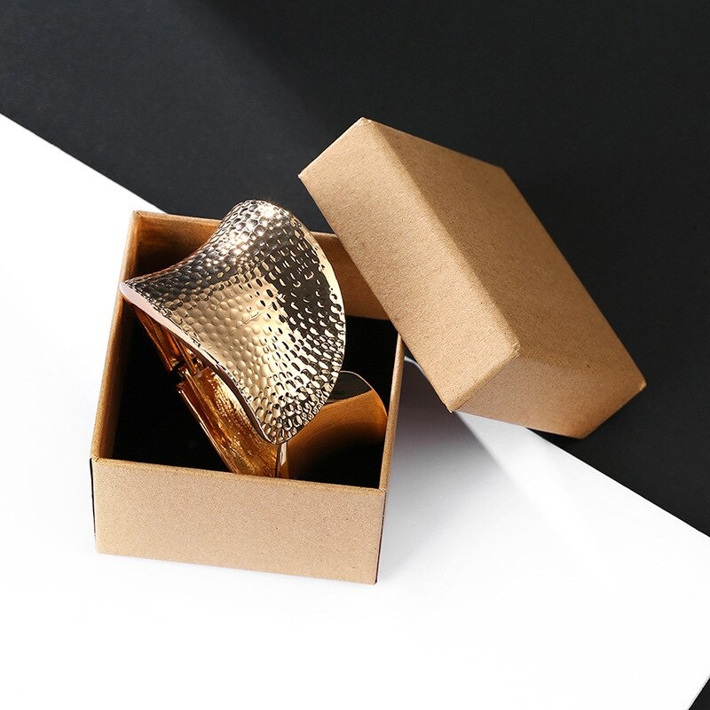 bracelet-punk-pour-femmes-design-unique_description-15