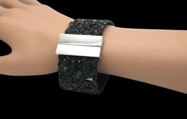bracelets-esthetiques-en-cuir-bijoux-av_description-36-removebg-preview