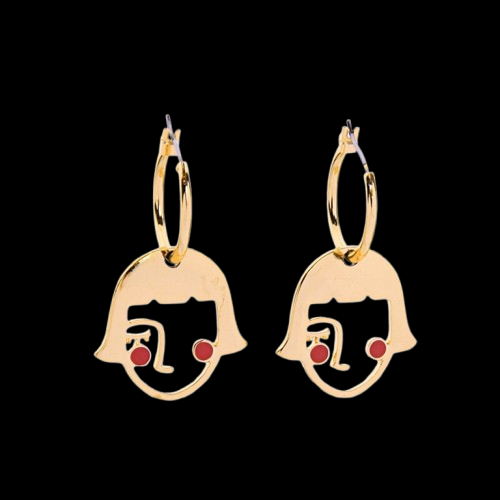couleur-or-bebe-visage-goutte-boucles-d_main-1-removebg-preview
