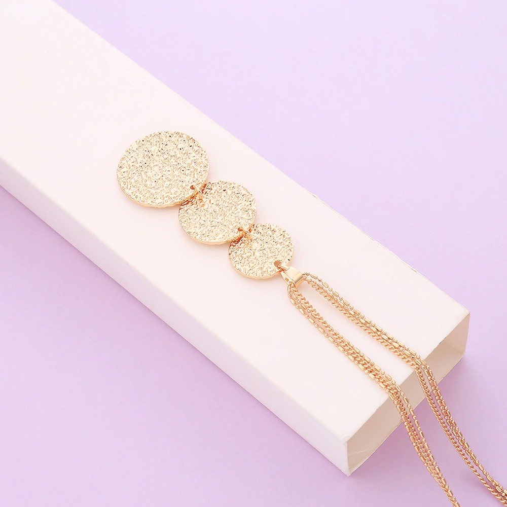 collier-rond-pour-femme-avec-pendentif_description-8