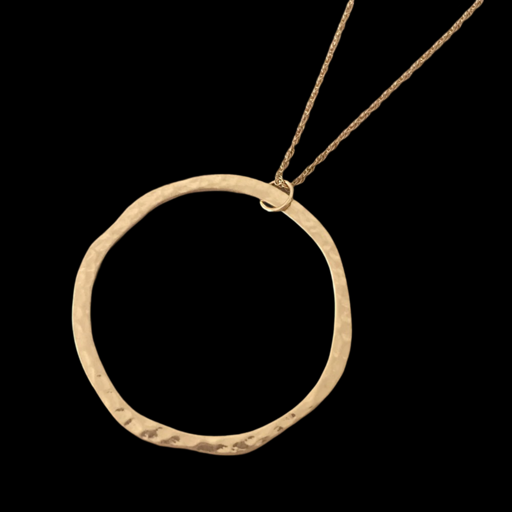 collier-long-avec-pendentif-en-grand-cer_description-20 (1)