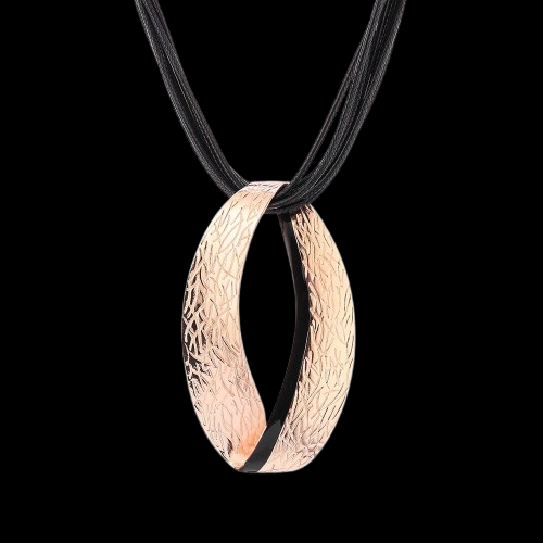 rose_gold_colliers-gothiques-en-cuir-multicouches_variants-0-removebg-preview
