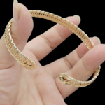 bracelets-punk-europeens-bracelets-ouve_description-4-removebg-preview