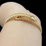 bracelets-punk-europeens-bracelets-ouve_description-5-removebg-preview