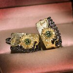 boucles-doreilles-creuses-en-or-noir-av_main-0