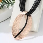 colliers-gothiques-en-cuir-multicouches_main-3