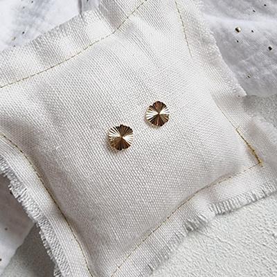 BOUCLES-D-OREILLES-SUNSHINE-PETITES-5-zoom