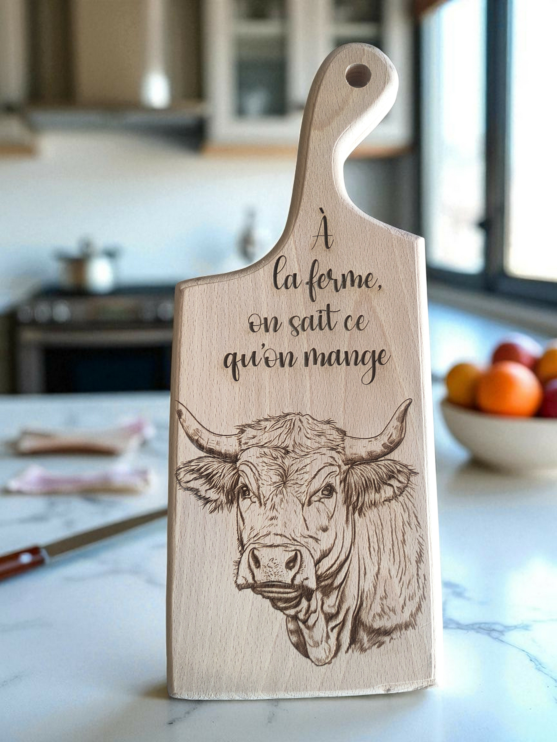 planche-decouper-bois-hetre-personnalisee-gravee-boeuf.jpg